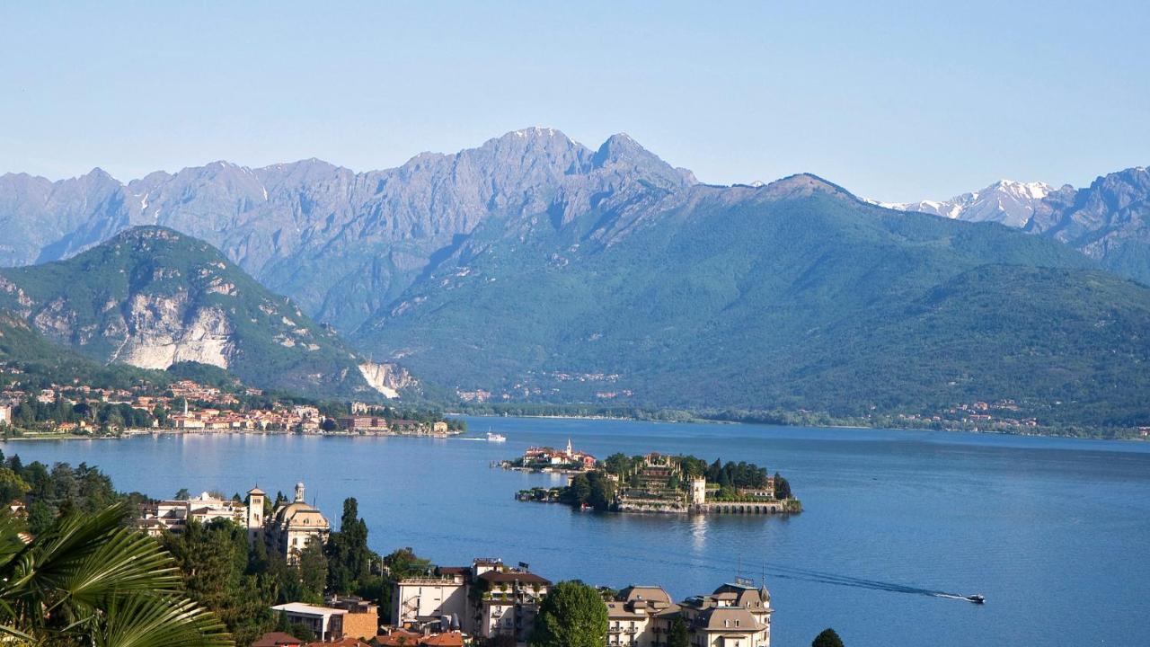 Fiore Rosso Stresa Buitenkant foto