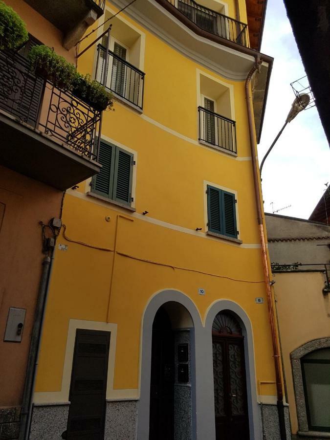 Fiore Rosso Stresa Buitenkant foto